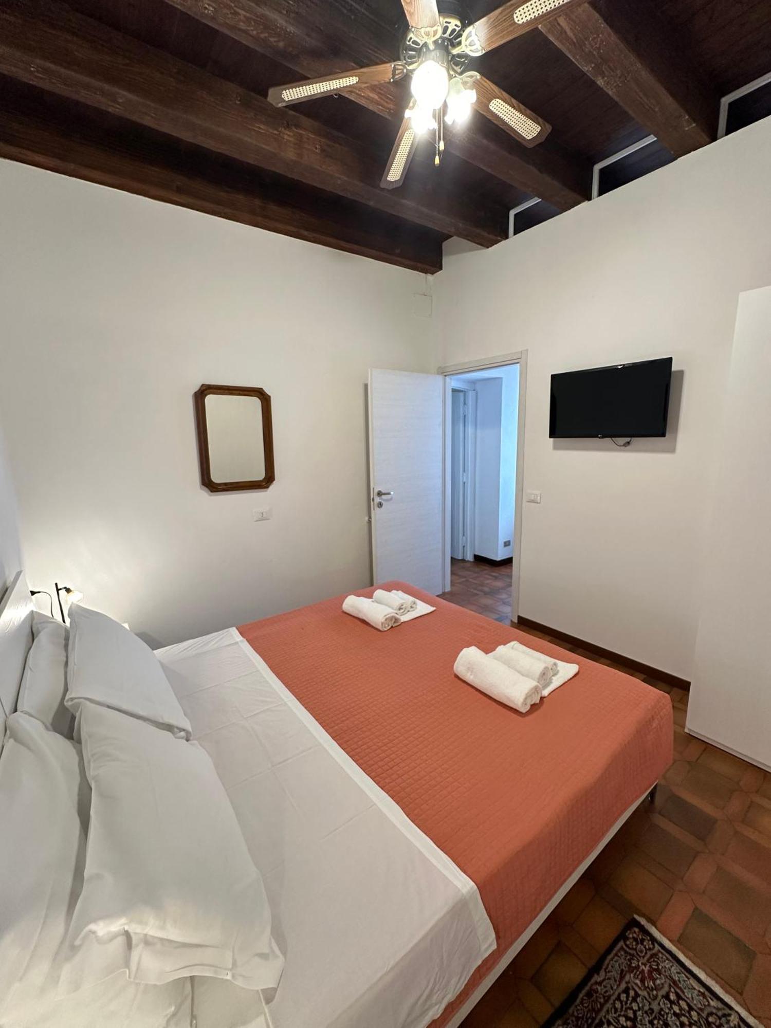 Marinesca Room Верона Экстерьер фото